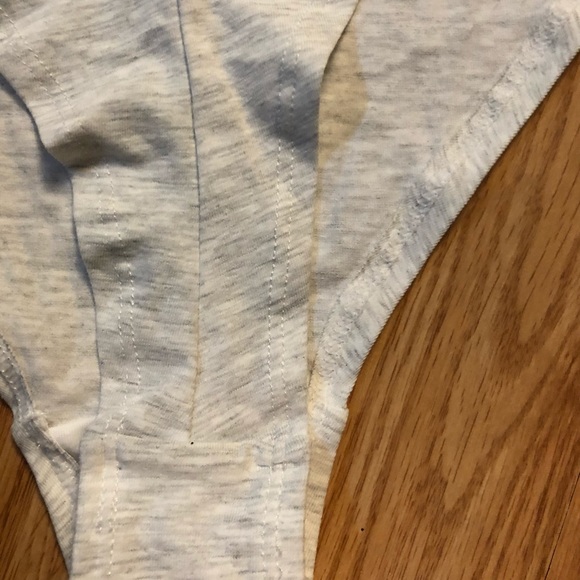 🦋 3/$25 H&M multipack cotton underwear - Picture 6 of 7